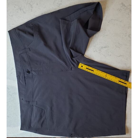 KUHL Upriser ~10" Cargo Shorts #5280 in Medium Dark Gray Men's Size 42 - Picture 12 of 12